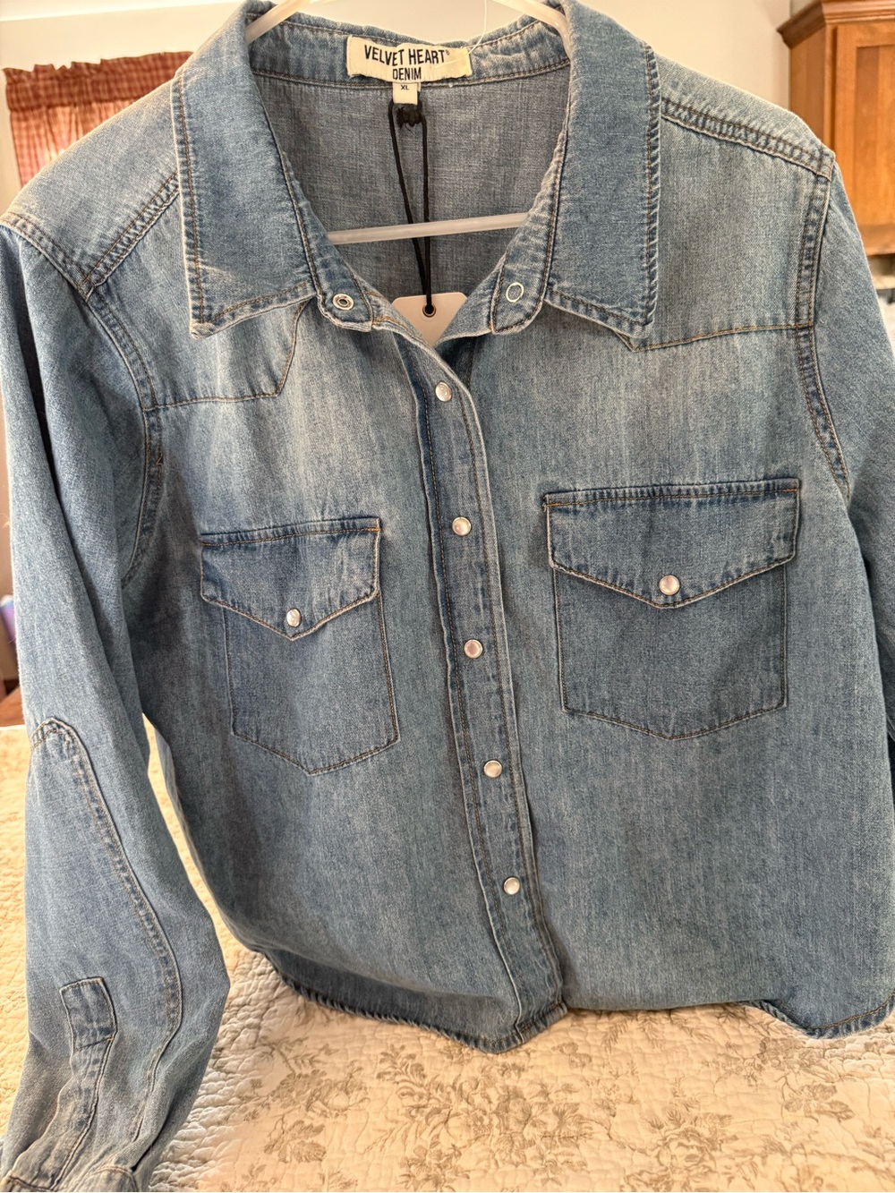Velvet Heart Women's Light Blue Denim Shirt Jacket